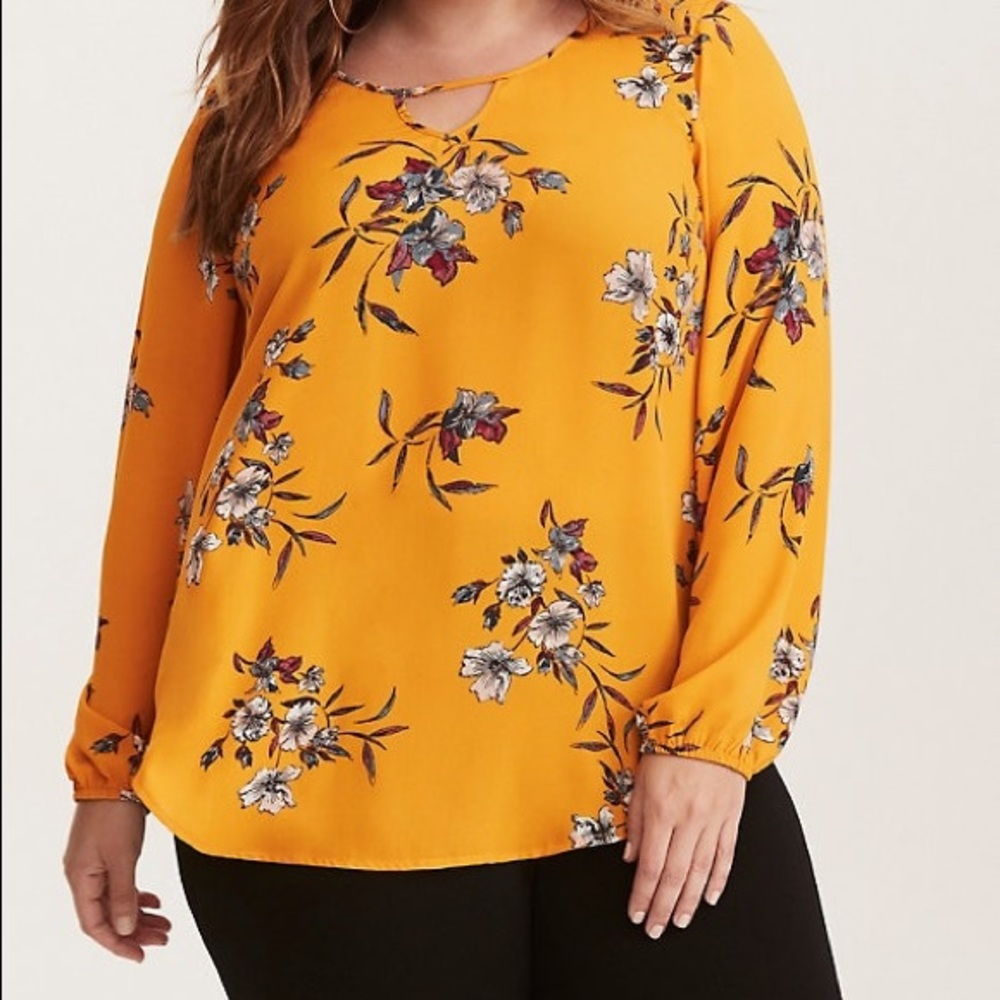 Torrid yellow Georgette Key hole top